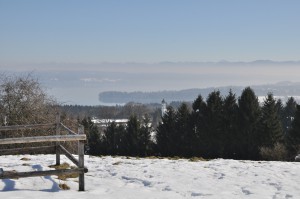 Blick_von_der_Ilkahöhe_auf_den_Starnberger-See